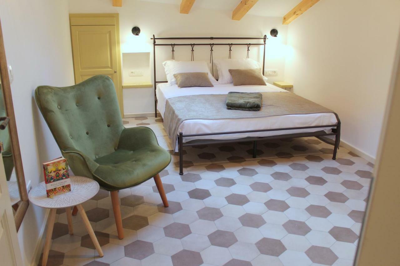 Noemi'S Rooms โรวีน ภายนอก รูปภาพ